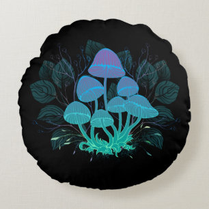 Paddenstoelen in struiken rond kussen
