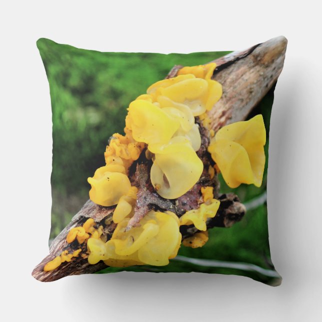 Paddenstoelenheksen Butter Fungus Mycelium Yellow Kussen (Voorkant)