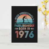 Paddlebarding, geboren in 1976 50th Birthday Gift Kaart (Gele Bloem)