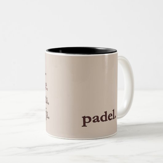 Padel Coffee Mug-Personalize Word Vibes Taupe Tweekleurige Koffiemok (Voorkant rechts)