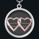 Pagan huwelijkssymbool zilver vergulden ketting<br><div class="desc">Twee roze harten omgeven door een gouden ring,  de roze kleur die liefde,  romance,  eer harmonie en vriendschap symboliseert. De cirkel bindt de twee harten samen. Pagan huwelijkssymbool T shirten en cadeaus.</div>