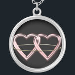 Pagan huwelijkssymbool zilver vergulden ketting<br><div class="desc">Twee roze harten omgeven door een gouden ring,  de roze kleur die liefde,  romance,  eer harmonie en vriendschap symboliseert. De cirkel bindt de twee harten samen. Pagan huwelijkssymbool T shirten en cadeaus.</div>