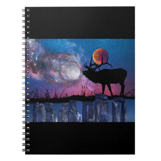 Pagan Stag Moon Galaxy Stonehenge Notitieboek Jour (Voorkant)