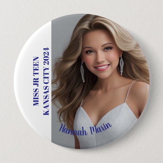 Pageant Essentials Button Pin (Voorkant)