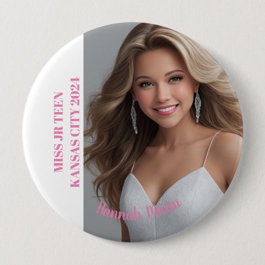 Pageant Essentials Button Pin (Voorkant)
