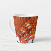 Pagoda bottom up perspective, Miyajima Latte Mok (Linkerhoek)