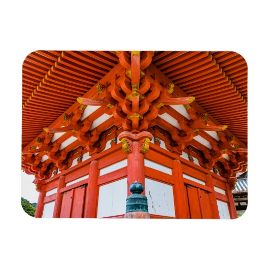 Pagoda bottom up perspective, Miyajima Magneet (Horizontaal)