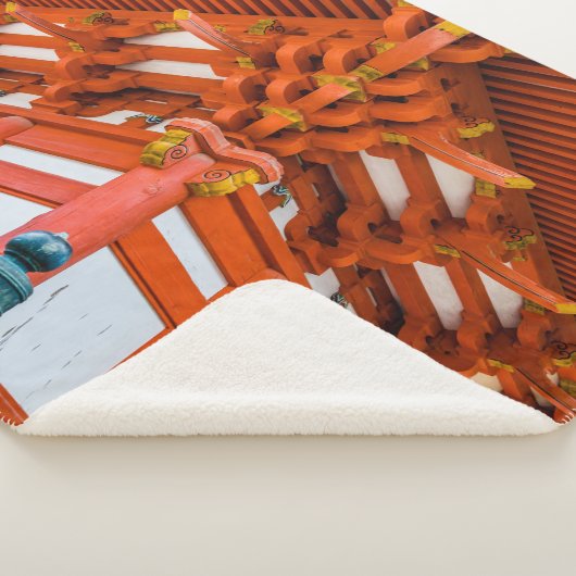 Pagoda bottom up perspective, Miyajima Sherpa Deken (3/4)