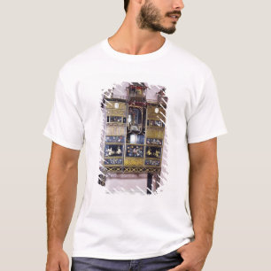 Pagoda kabinet in stijl van Thomas Chippendale T-shirt