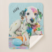 PAINT SPLATTERED PUPPY BLANKET. SHERPA DEKEN (Voorkant)