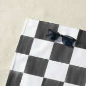 Painted Black Checkerboard Pattern Personalized Strandlaken (In situ)
