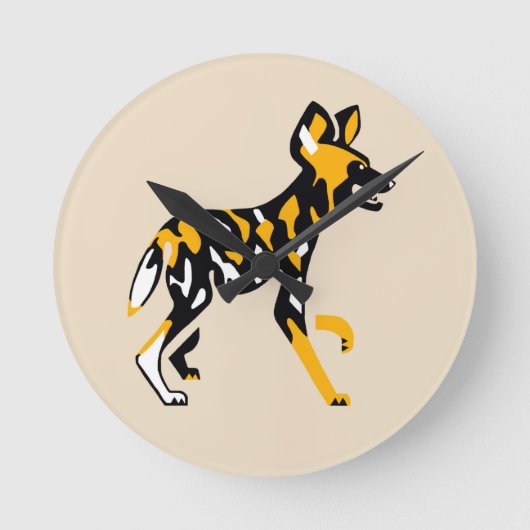 Painted dog - Round clock Ronde Klok (Voorkant)