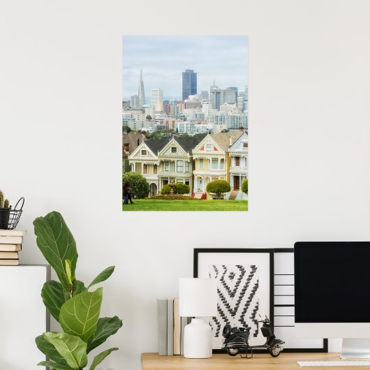 Painted Ladies, Victorian houses and skyline Poster (Thuiskantoor)