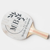 Painted White Wood Leaf Wedding Monogram Tafeltennisbatje (Zijkant)