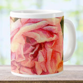Painterly roze rozen grote koffiekop