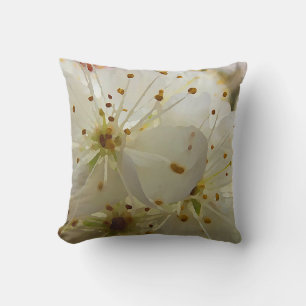 Painterly Wild Plum Blossom Botanische Kunst Kussen