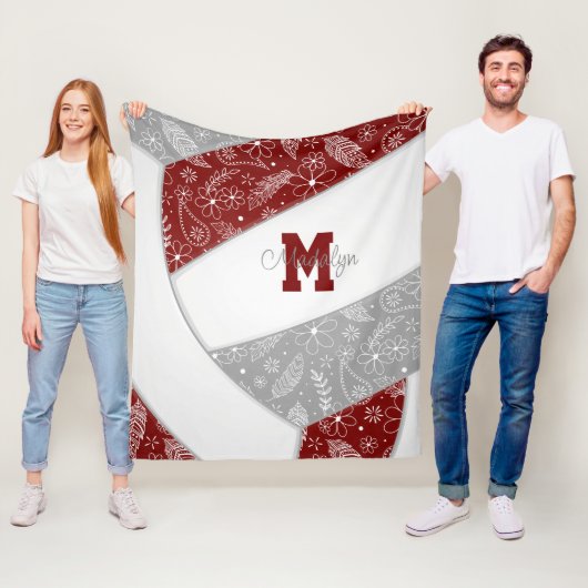 paisleuzen veren doedels maroon gray volleyball fleece deken (In situ)