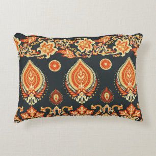 Paisley Floral: Oosters Etnaadloos Accent Kussen