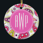 Paisley & Roze Monogram Keramisch Ornament<br><div class="desc">Een geschenk met een gaffel paisleypatroon.  Personaliseer uw monogram op roze cirkel.</div>