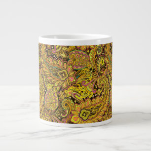 Paisleymotief in geel, bruin op zwarte achtergrond grote koffiekop