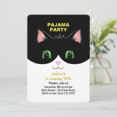 Pajama Party & Cute Tuxedo Cat Uitnodiging (Staand voorkant)