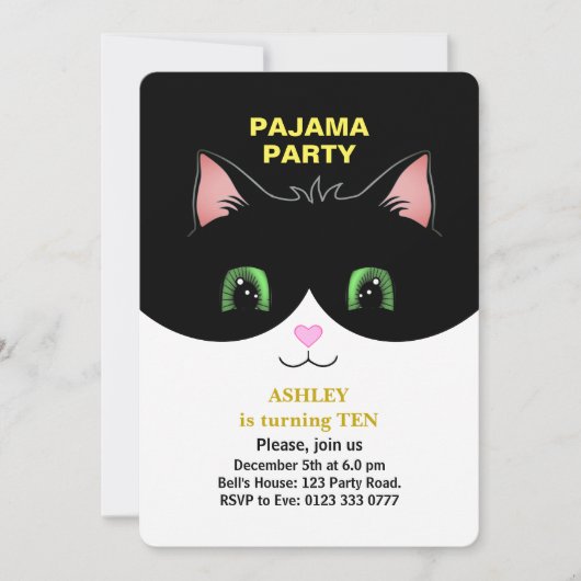 Pajama Party & Cute Tuxedo Cat Uitnodiging (Voorkant)