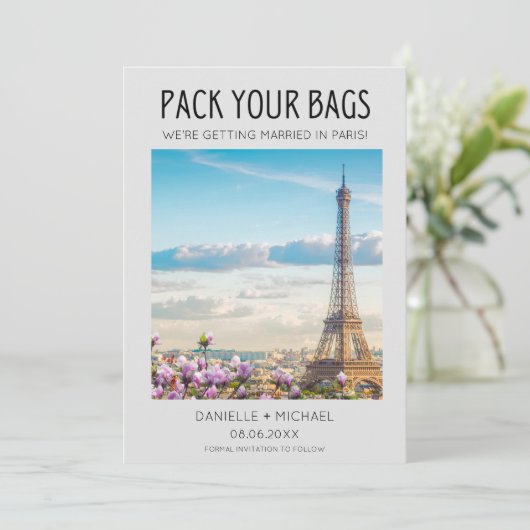 Pak je tassen Paris Bestemming Bruiloft Save The Date (Staand voorkant)