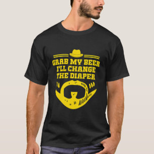 Pak mijn bier zal de luier veranderen Grappige pap T-shirt