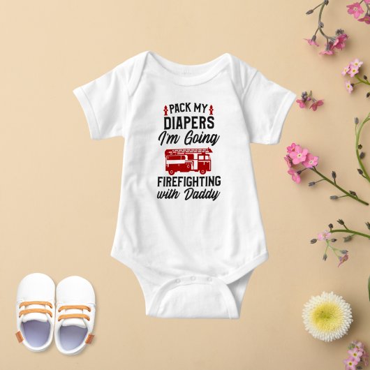 Pak m'n luiers die ik ga vechten met papa. romper