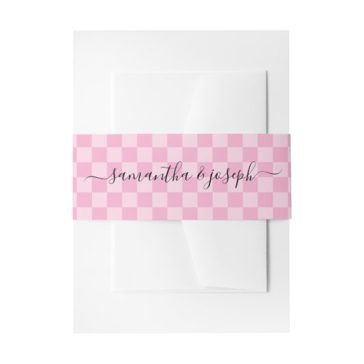 Pale and Light Pink Checkered Signature Names Uitnodigingen Wikkel (Voorkant Voorbeeld)