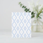 Pale blue and white diamond pattern RSVP kaartje (Staand voorkant)