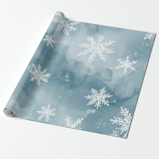 Pale Blue Snowflakes Watercolor Winter Holiday Cadeaupapier (Uitgerold)
