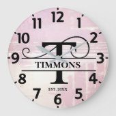 Pale Lavender Distressed T Monogram Grote Klok (Voorkant)