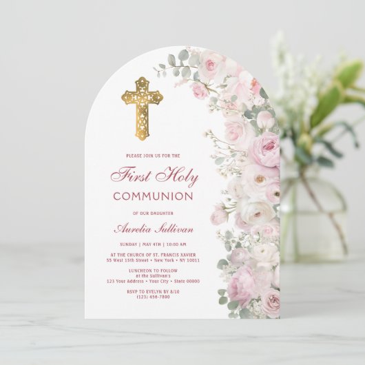 Pale Pink Flowers Arch First Communion Invitation Kaart (Staand voorkant)