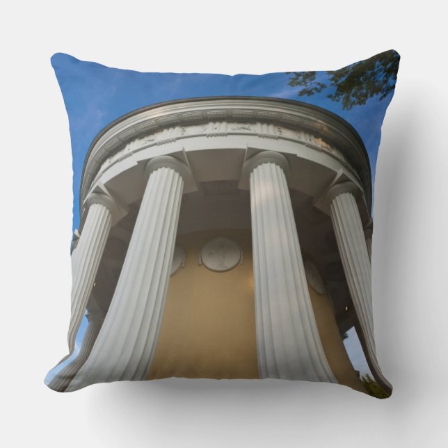 Paleis van Tsaar Paul I, Tempel der Vriendschap Kussen (Voorkant)