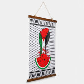 Palestijnse verzetsstrijders steken de kop op in W Hangend Wandkleed (Gebogen)