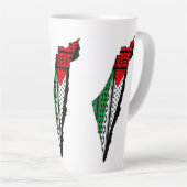 Palestina kaart met vlag en Keffiyeg patroon Latte Mok (Rechterhoek)
