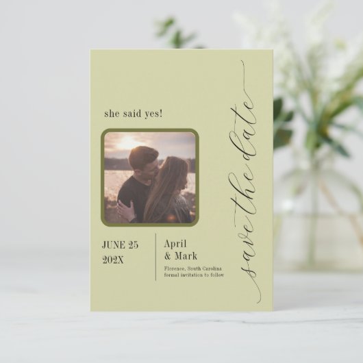 Palm Leaf Greenery Modern Save the Date (Staand voorkant)