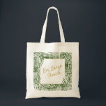 Palm Leaf Personalized Destination Wedding Welcome Tote Bag<br><div class="desc">Een chic green en goud modern palmbladpatroon met verontrustende en aangepaste trouwlocatie en datumtekst. Als u de tekstplaatsing moet aanpassen, klik "pas verder"aan en verberg tijdelijk de pijnlijke laag (of schrap de het verontrustende laag als u van gewaagde, moderne lijnen houdt!). De voorproef zal u precies shows hoe het wanneer...</div>