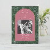 Palm Leaves Tropical Seashell Pink & Green Photo Save The Date (Staand voorkant)