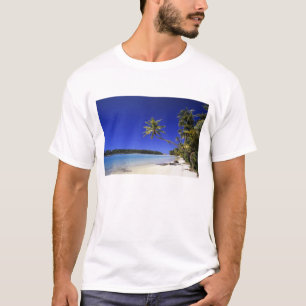 Palm omzoomde strand Cook Eilanden 5 T-shirt