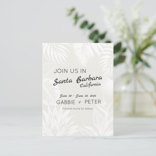 Palm Tree Botanical Typography Clean Save the Date Briefkaart (Staand voorkant)