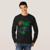 Palm Tree by the River | Tropical Sunset Art T-shirt (Voorkant volledig)