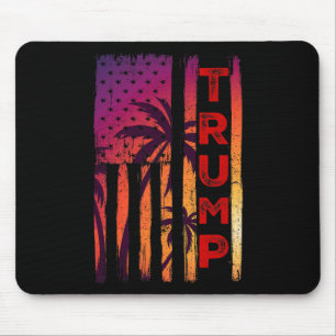 Palm Tree Distressed American Flag at Suns Muismat