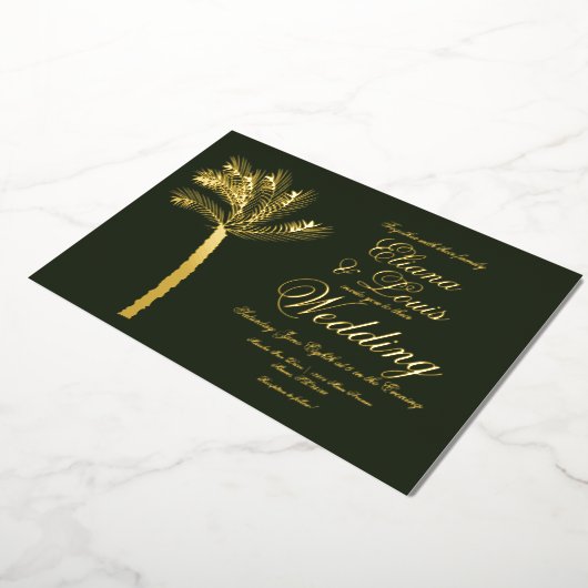 Palm Tree Gold Green Summer Weddenschap geperst Folie Uitnodiging (Gedraaid)
