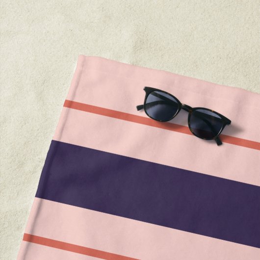 Palmbomen die overeenkomen met familie vakantie st strandlaken (In situ)