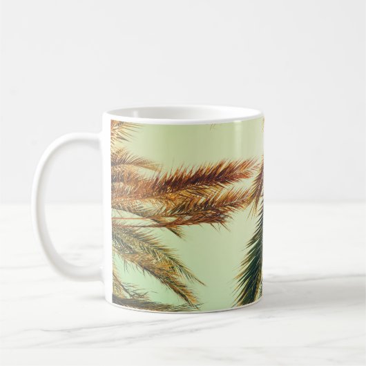 Palmbomen,  getinte lucht. koffiemok (Links)
