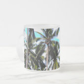 Palmbomen in een geposteriseerd ontwerp matglas koffiemok (Voorkant links)