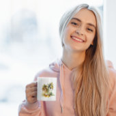 Palmbomen in groene en gele waterverf tropen koffiemok