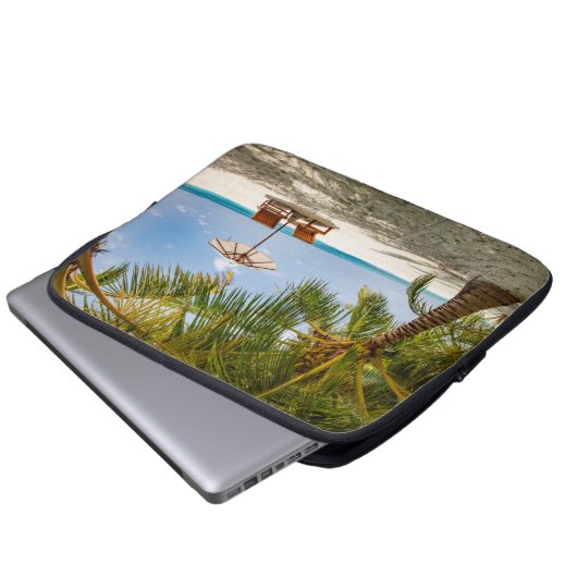 Palmbomen | Moody Sky Laptop Sleeve (Voorkant onderkant)